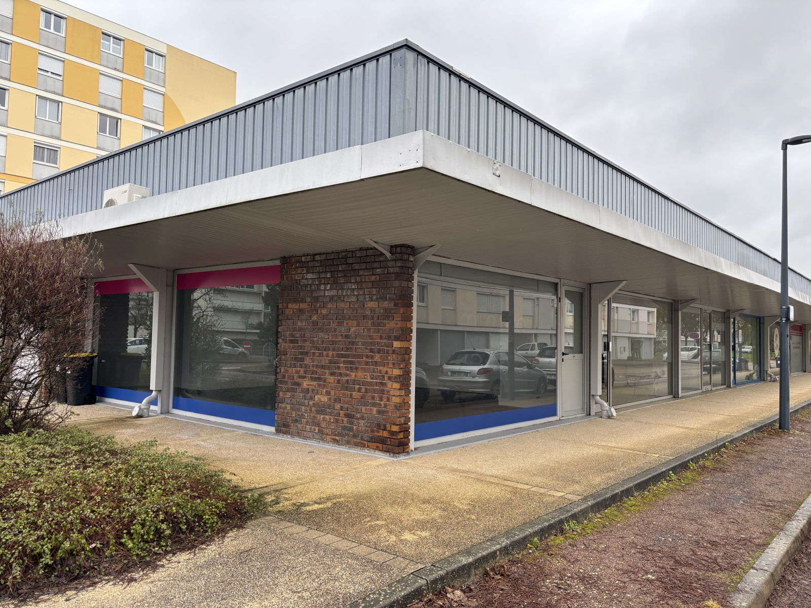 Image_, Local commercial, Chevigny-Saint-Sauveur, ref :G13